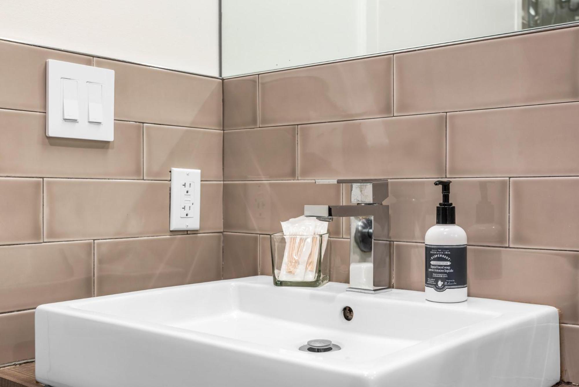 Luxuri Suites Маями Бийч Екстериор снимка