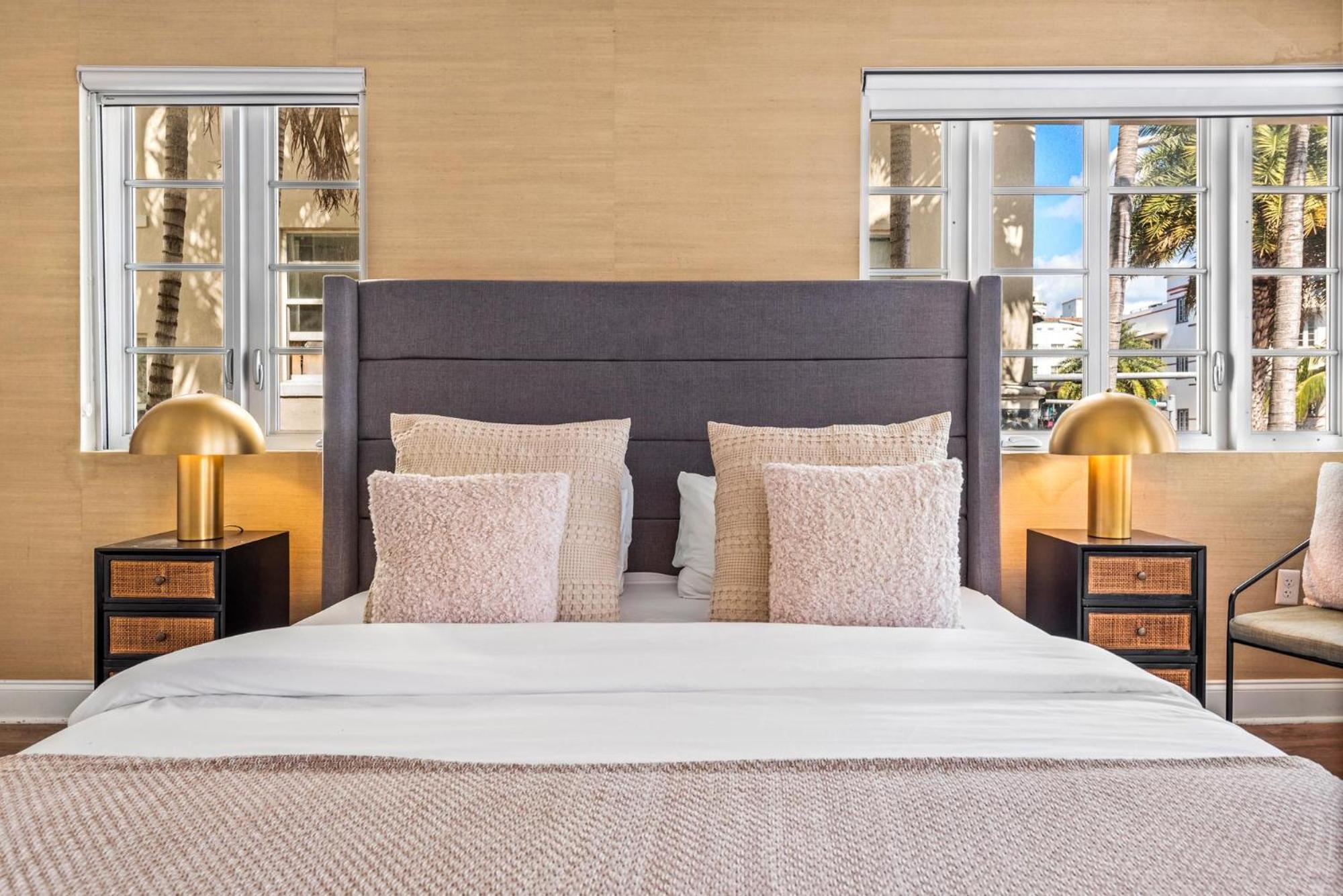 Luxuri Suites Маями Бийч Екстериор снимка