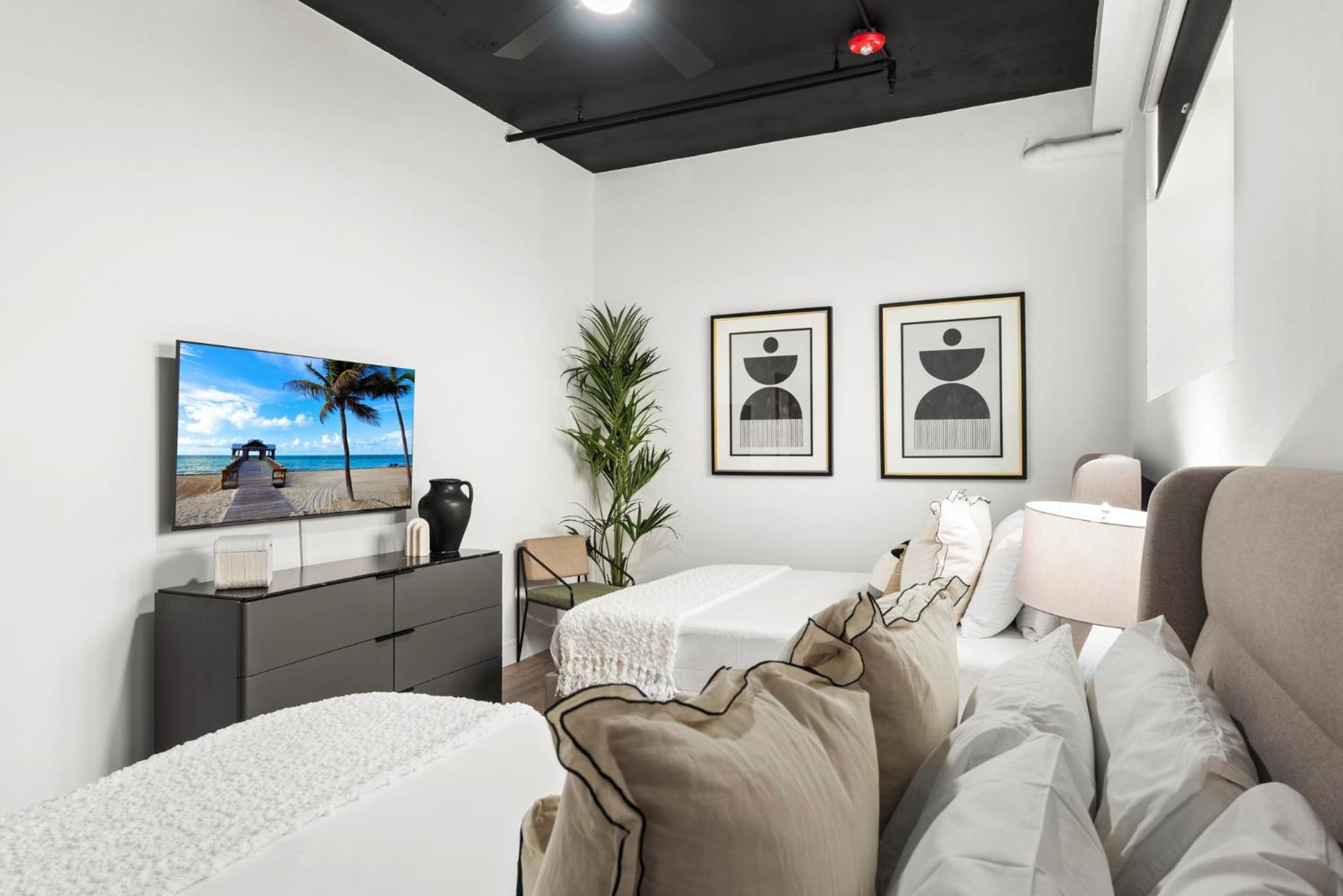Luxuri Suites Маями Бийч Екстериор снимка